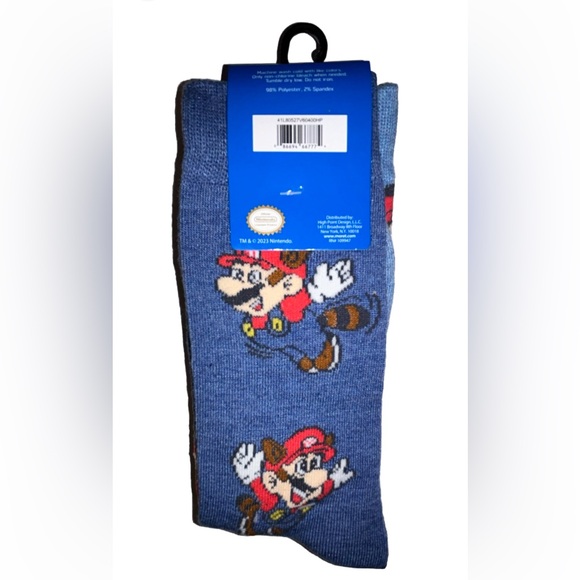 Super Mario Bros 3 Crew Socks 2 Pair Men 6.5-12 Blue Gray Red w Raccoon NES 8Bit - Picture 3 of 11